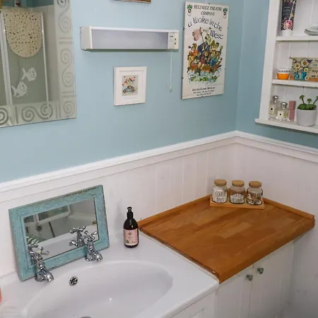 Holiday home Gort Farm